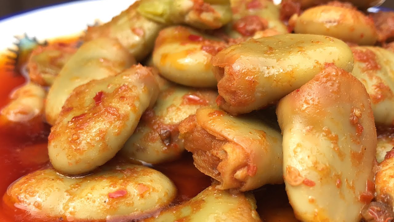 الفول المدمس على الطريقة الساحلية الزمنية من روائع المطبخ التونسي