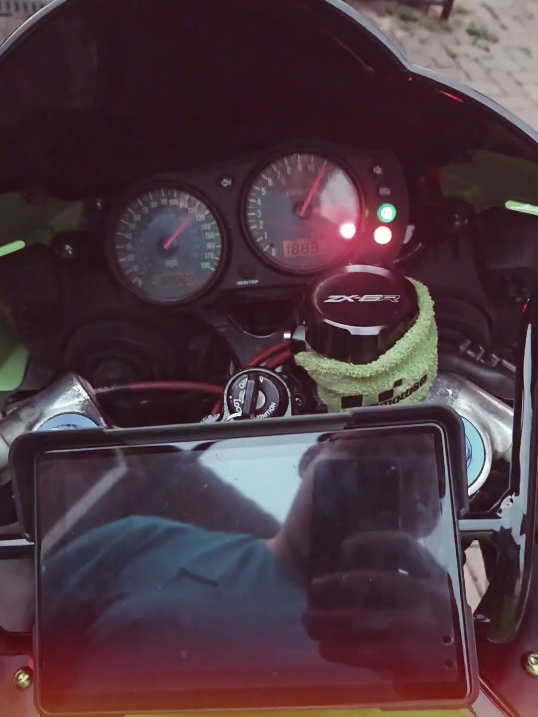 upgrading a Kawasaki zx9r into the digital age #zx9r