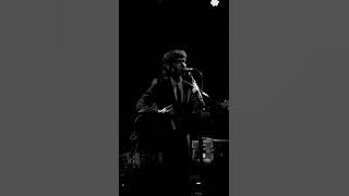 Ed Maverick - Del río (The Independent,San Francisco ,CA)