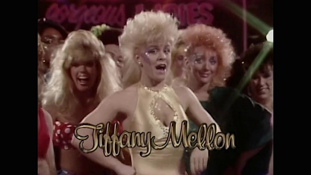 GLOW Wrestling Godiva vs Tiffany Mellon - YouTube