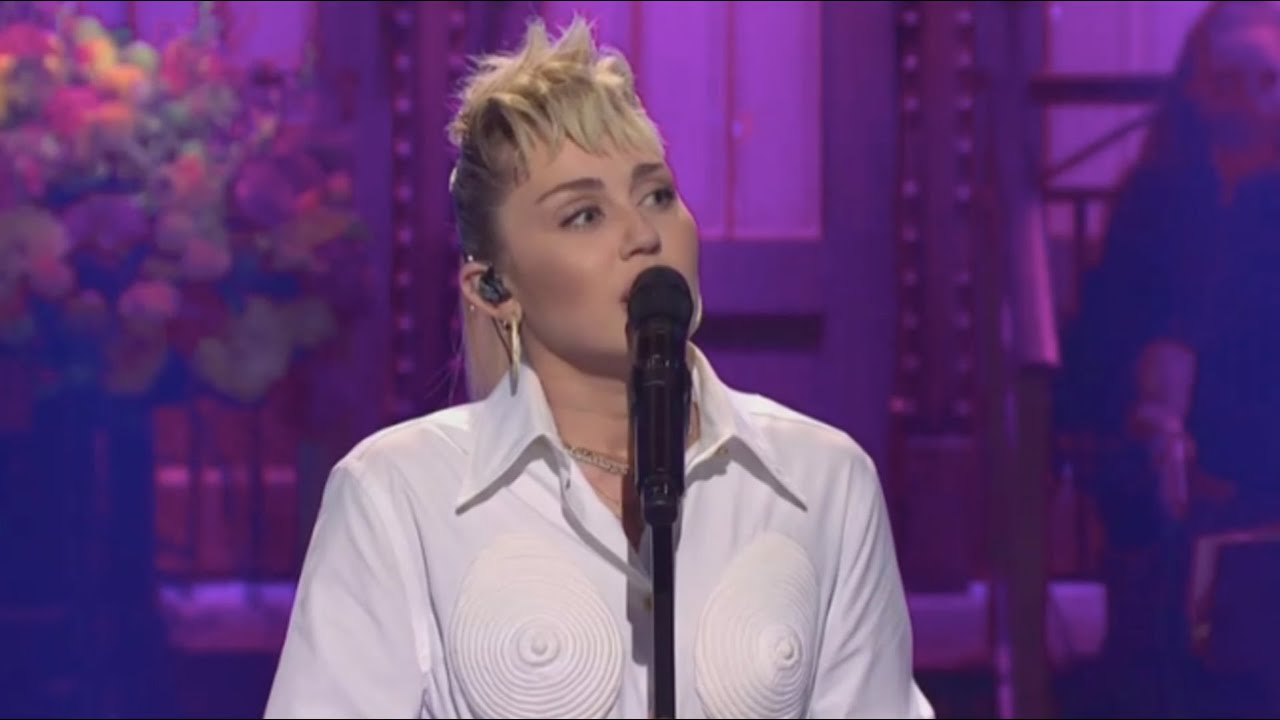 Miley Cyrus - Light of a Clear Blue Morning (Dolly Parton Cover)