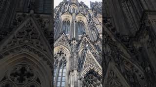 Von der Baukunst zur Ikone: Kölner Dom. Symbol einer Stadt. Folge uns für mehr Shorts!❤️