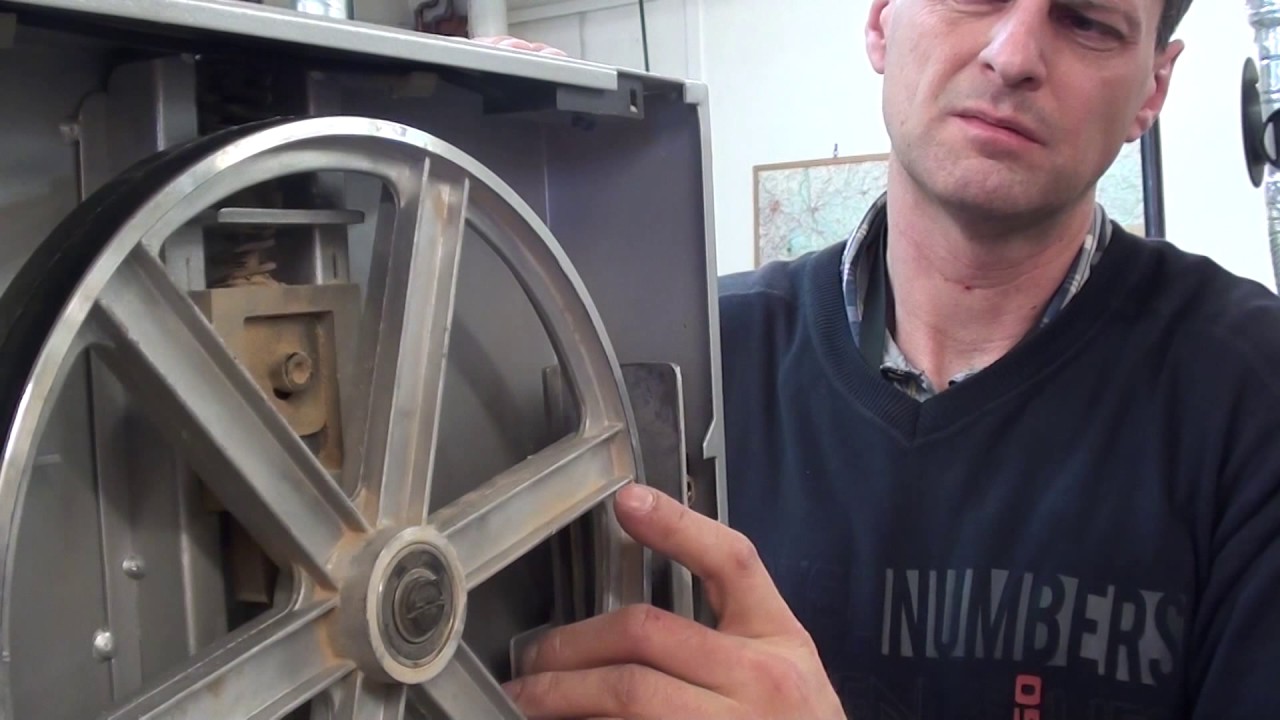 🛠️ Szalagfűrészgép beállítása. 🛠️😃