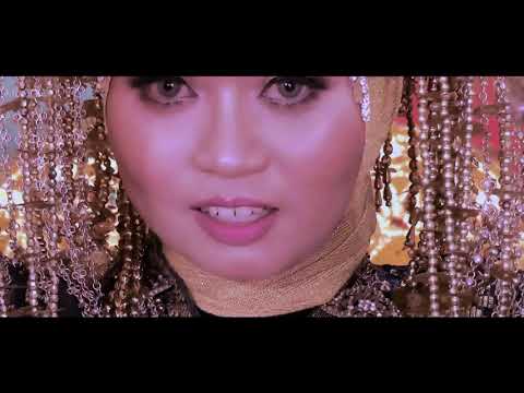 Wedding  Nia \u0026 Randa lagu Minang ko jodoh pasti batamu
