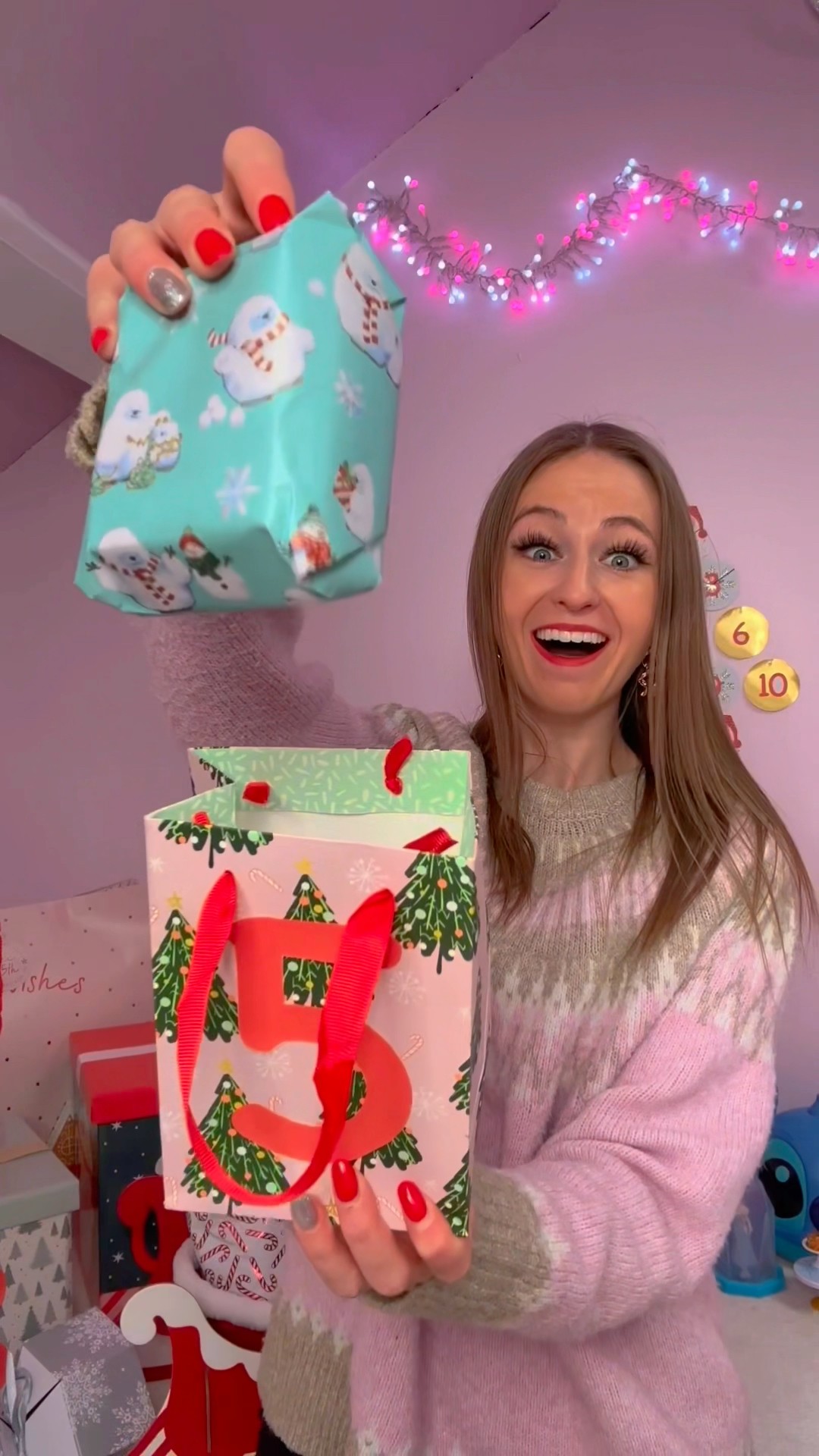 [ASMR] 12 Days of Xmas GIANT MYSTERY ADVENT CALENDAR - DAY 5!??⚡️ #Shorts