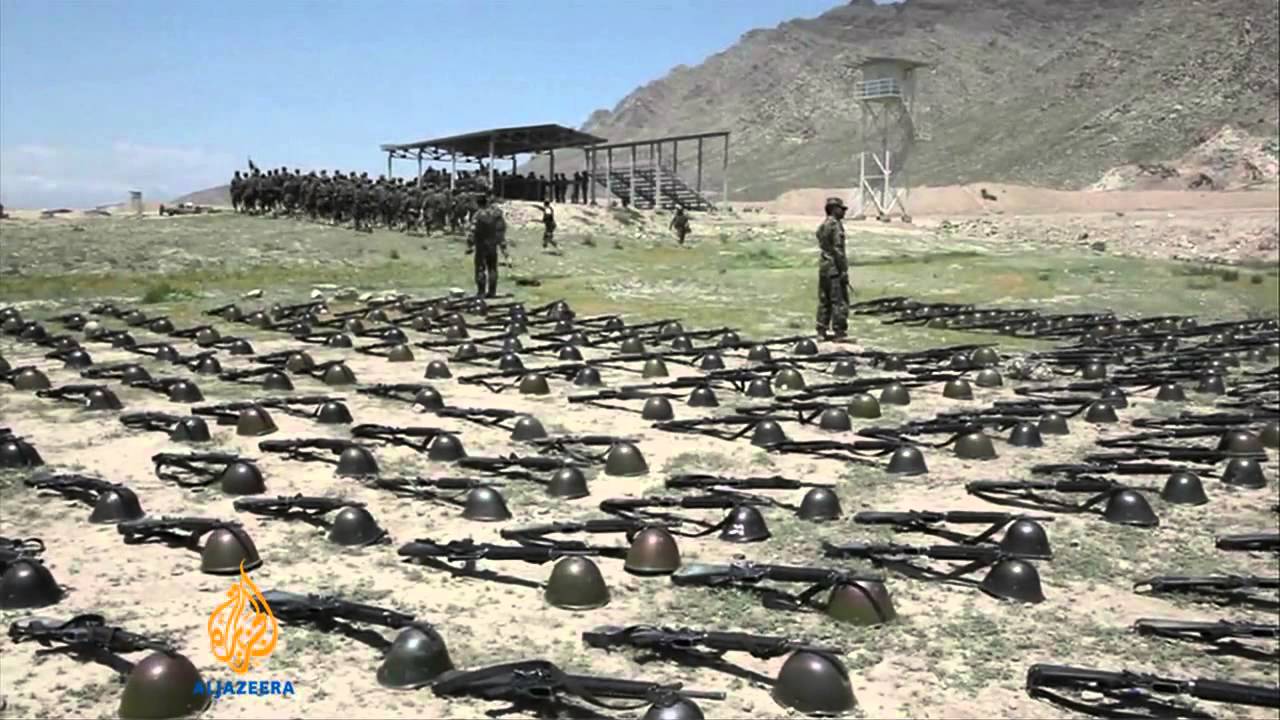 تمنح اتفاقية التجنيد الأفغانية القوات الأمريكية حصانة