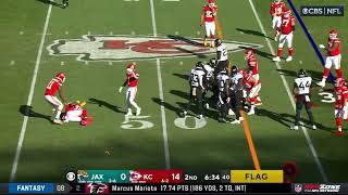 JuJu Smith-Schuster SCARY INJURY after taking big hit