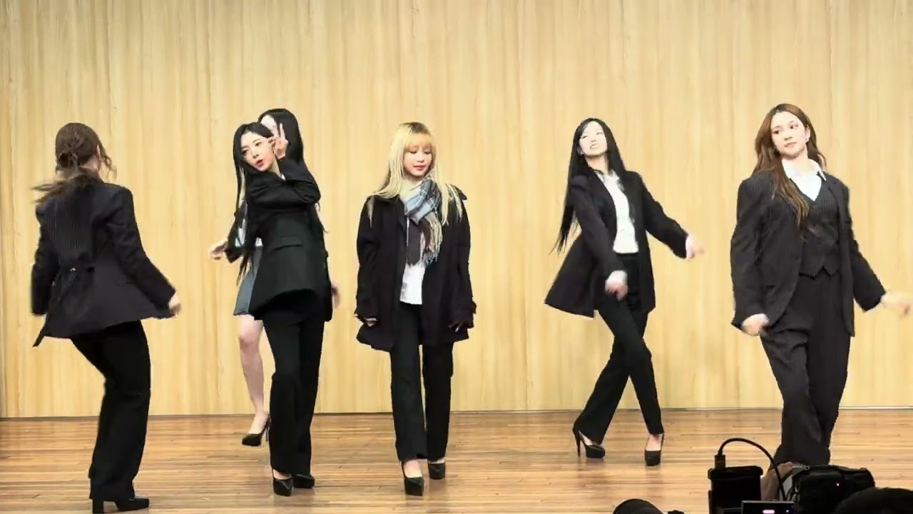 케플러 kepler 버블껌 에버라인 20251122 fansign mvsk 무대