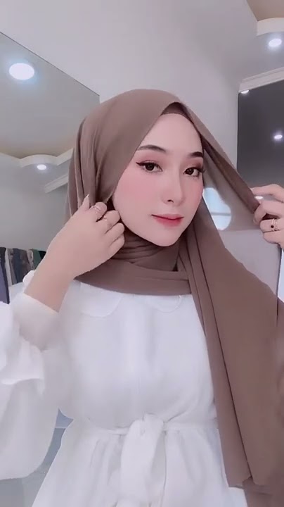 Tutorial Hijab Kondangan Simpel Pakai Anting by Lailynrhyt