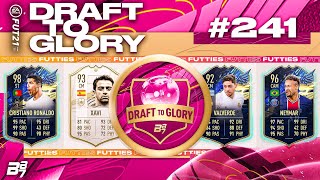 TOTS RONALDO IS TOO FUN! | FIFA 21 DRAFT TO GLORY #241