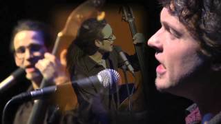 Maria Går Blant Tornekratt