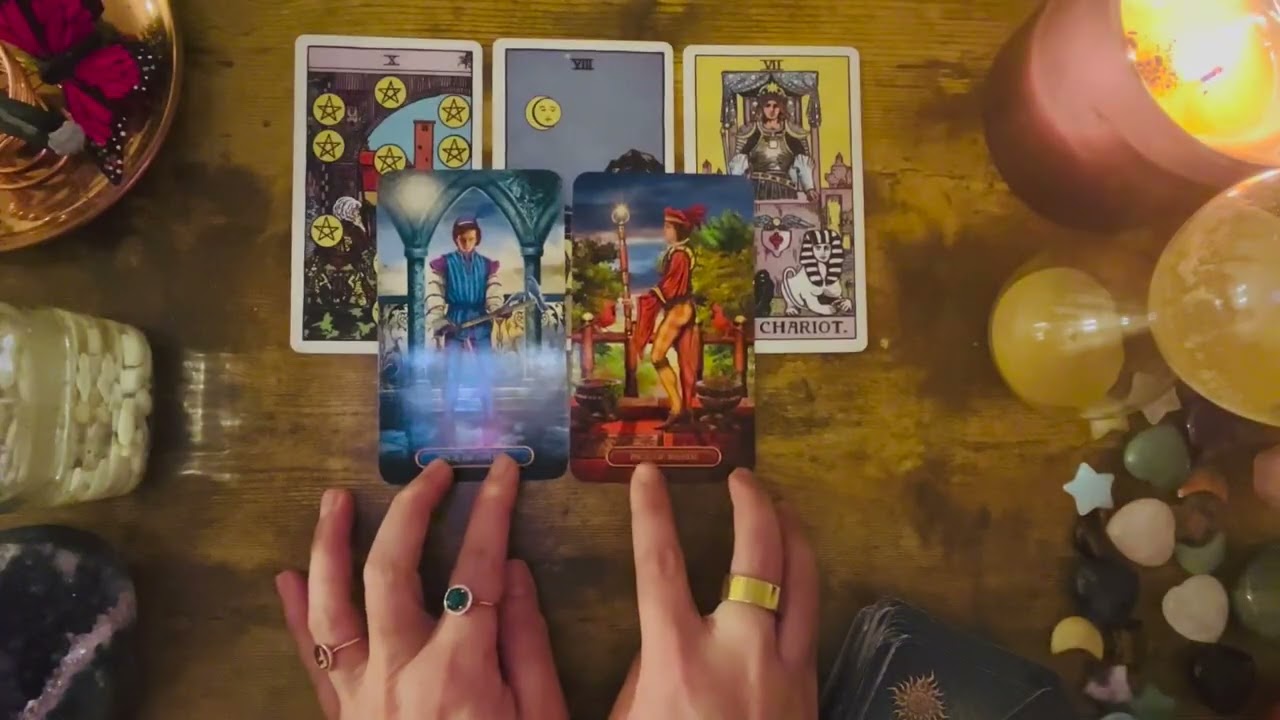 How Are You TRANSITIONING Into the New Year? ✨Daily Tarot Reading