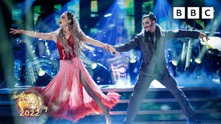 Helen Skelton & Gorka Marquez Foxtrot to Lil’ Red Riding Hood ✨ BBC Strictly 2022