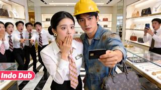 CEO Tampan yang Dingin Merebut Teman Wanita Ayahnya! Satu Ciuman Membuatnya Kecanduan!