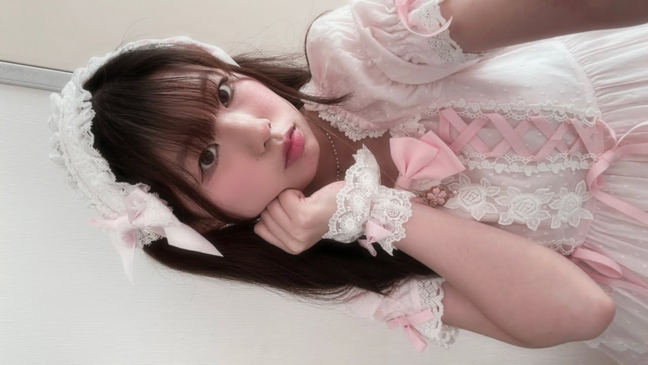 Vlog | 초보 로리타의 좌충우돌 입문기… | 메이크업, 로리타 아이템 깡, 록킹퀸, 한강 브이로그 등등..