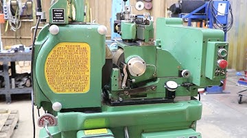 ROYAL MASTER CENTERLESS GRINDER     WITH AUTOMATIC CYCLE OPTION