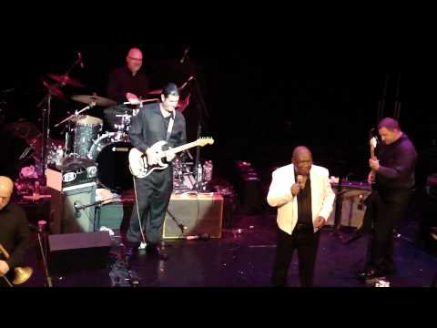 MIGHTY SAM MCCLAIN W/BAND PALACE THEATRE MANCHESTER NH 6-1-12