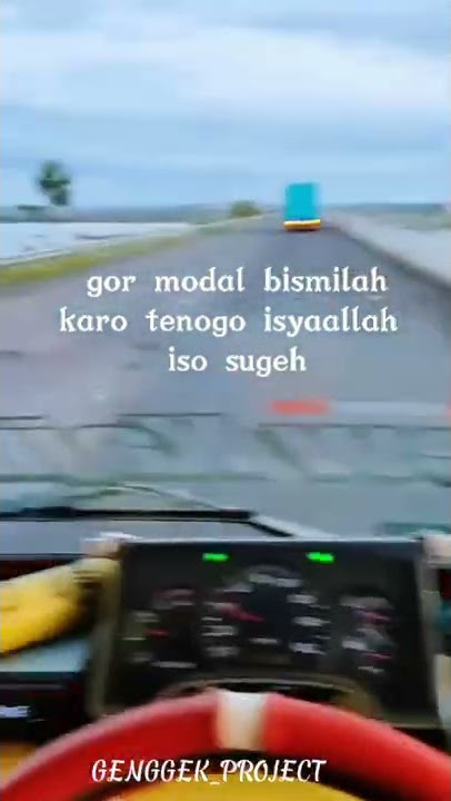 story WA 14detik truk di jalan tol