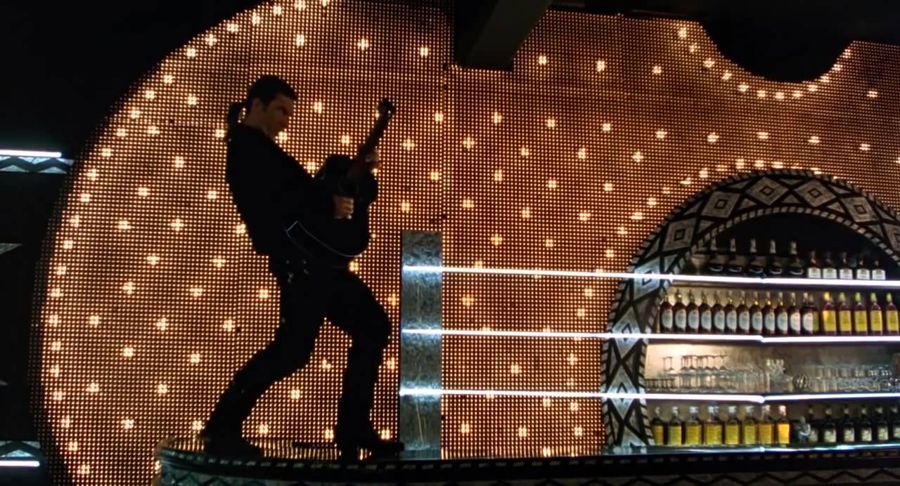 Antonio Banderas & Los Lobos Cancion Del Mariachi HD 720p - YouTube
