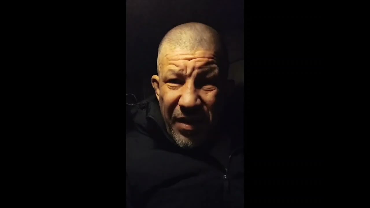 Особенности общения с мужчинами и с женщинами или нужно ли поздравлять женщин с 8-м марта.