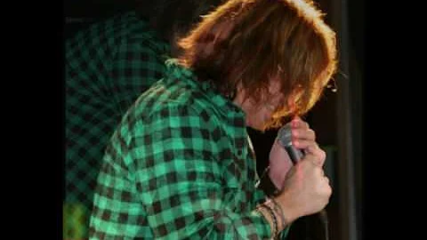 Billy Ray Cyrus goes "Back to Tennessee" at the Wi...