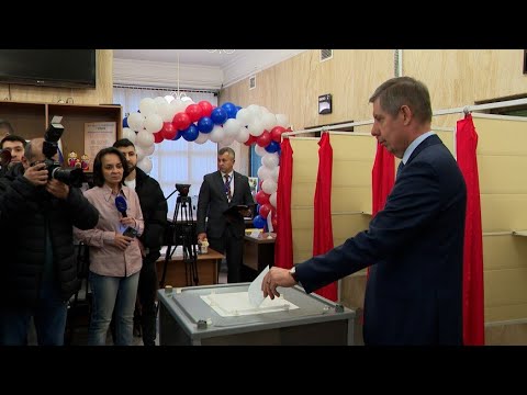 Голосование на выборах президента проходит в посольстве России в Азербайджане