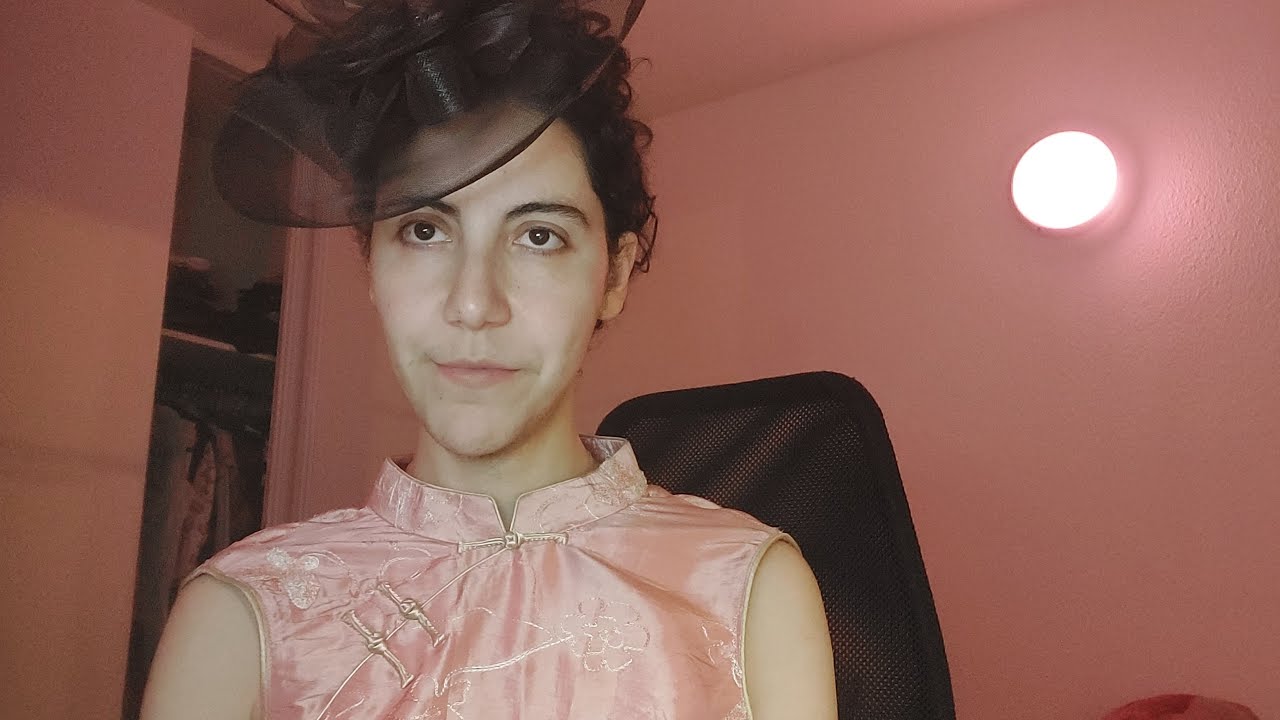 m'incarner dans votre projet avec une voix off multilingue