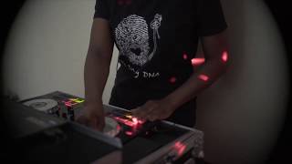 Split Second Sounds Daziah Owens mixing live