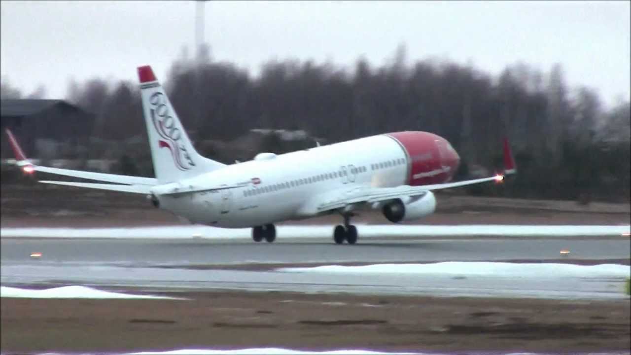 Norwegian Air Shuttle Boeing 737-800 Takeoff at Rovaniemi Airport (RVN/EFRO)