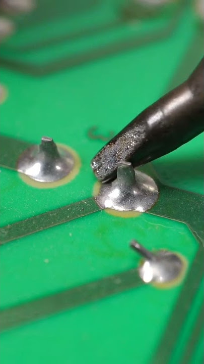 Desoldering Pump - Collin's Lab Notes #adafruit​ #collinslabnotes​