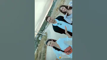 أبطال مسلسل حكاية جزيرة يغنون باللغة العربية 