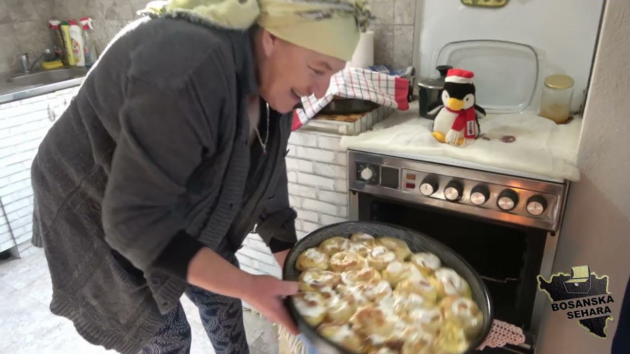 Ja na oranje sa konjima a on na vašer u Kasabu, šta sam znala sa 16 godina