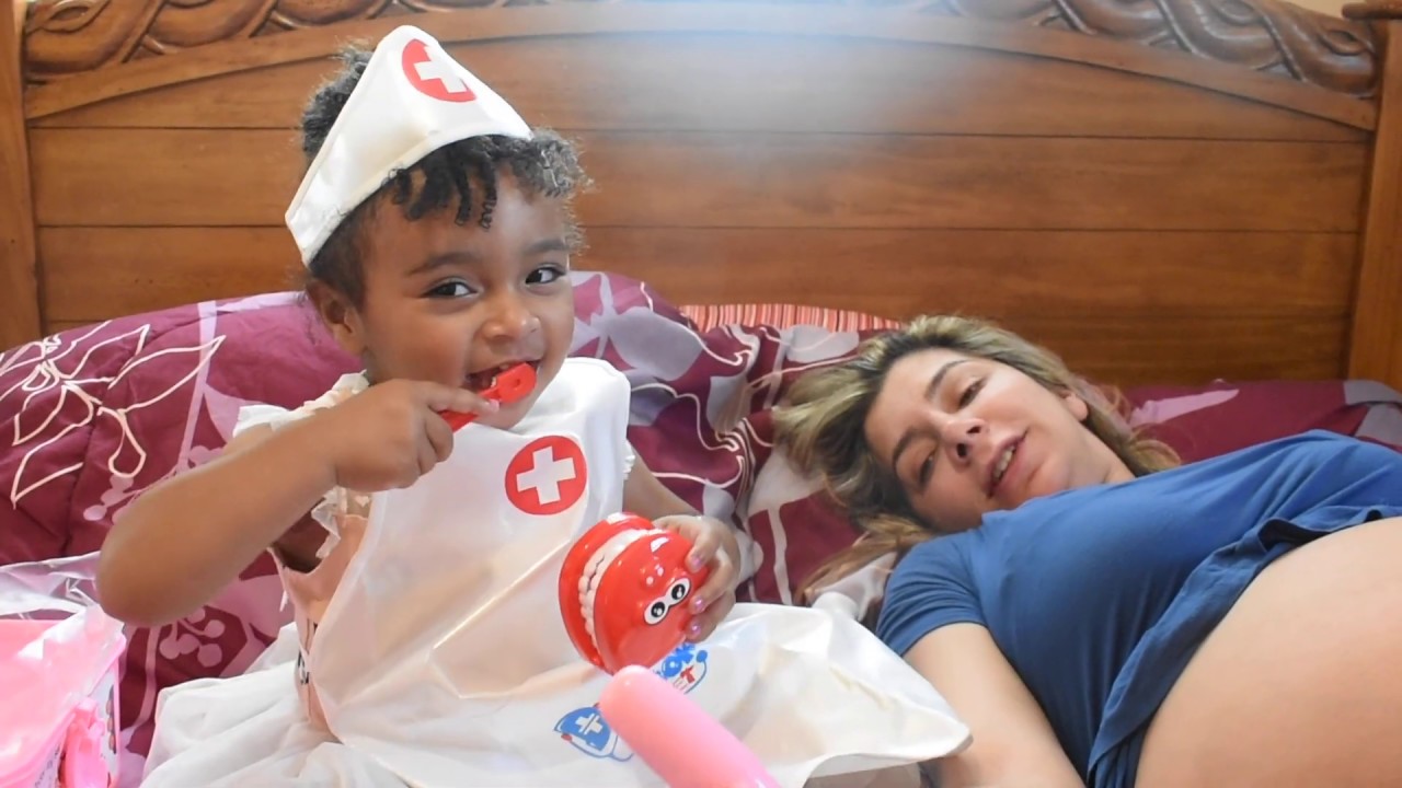 Stella Pretend Play Doctor On 36 Week Pregnant Aunty YouTube stella-pretend-play-doctor-on-36-week-pregnant-aunty-youtube