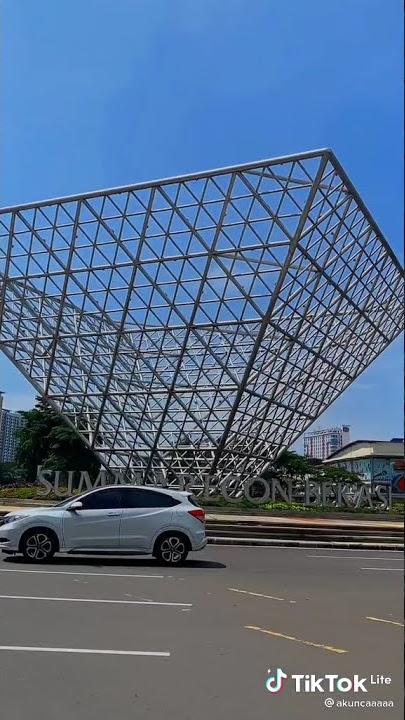 story//baru||saat di summarecon kota bekasi;)😊🤗