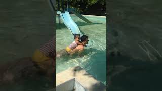 Happy Girl swimming 2014 12 02