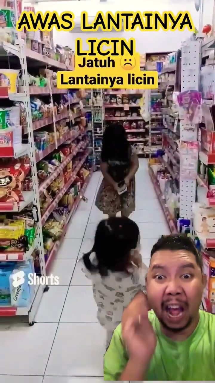 AWAS LANTAINYA LICIN DEK!!!????????????? #lucu #funny #shortsfeed