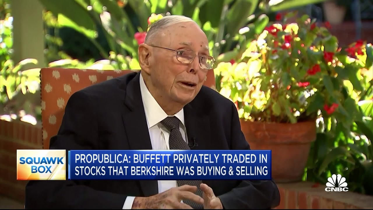 Charlie Munger on Warren Buffett: He cares more about what happens to  Berkshire than his own money