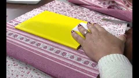 Mulher.com 30/07/2012 Claudia Niero - Forração de caderno com tecido 01