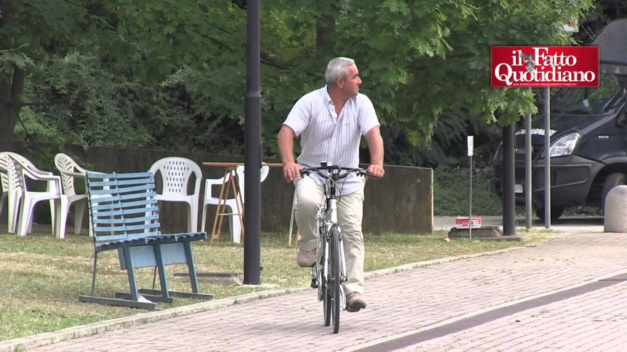 Migranti, vox a Treviso: “Li abbiamo cacciati. Ora i bimbi possono giocare fuori”