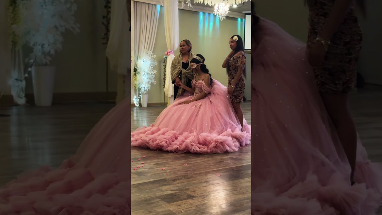 Surprise Gift 1 For Isabella Djponcesa Quincea Era Birthdaygiftideas Sanantonioquincea