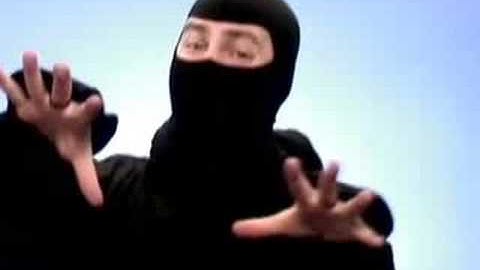 Ask A Ninja, Outtakes from Question 63, "Datininjas"