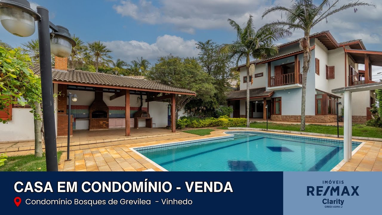Vende-se casa com 4 suítes,  piscina e pomar no Bosques de Grevílea, Vinhedo.