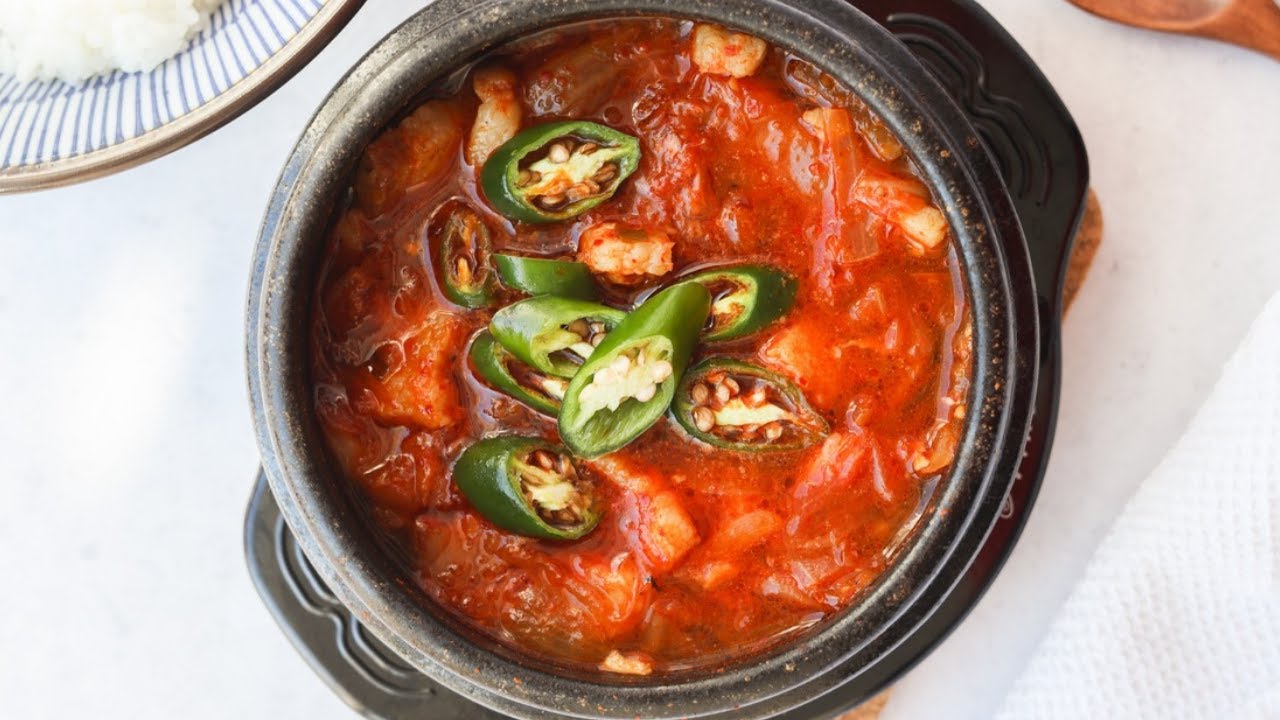 Easy Kimchi Jjigae with Pork Belly (Korean Kimchi Stew) #shorts.