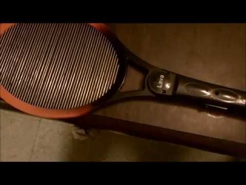 Review of the Bugkwikzap Lava Racket 2700 volts.wmv