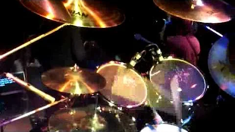 Alice Cooper: GLEN SOBEL Drum Cam "Muscle Of Love"...