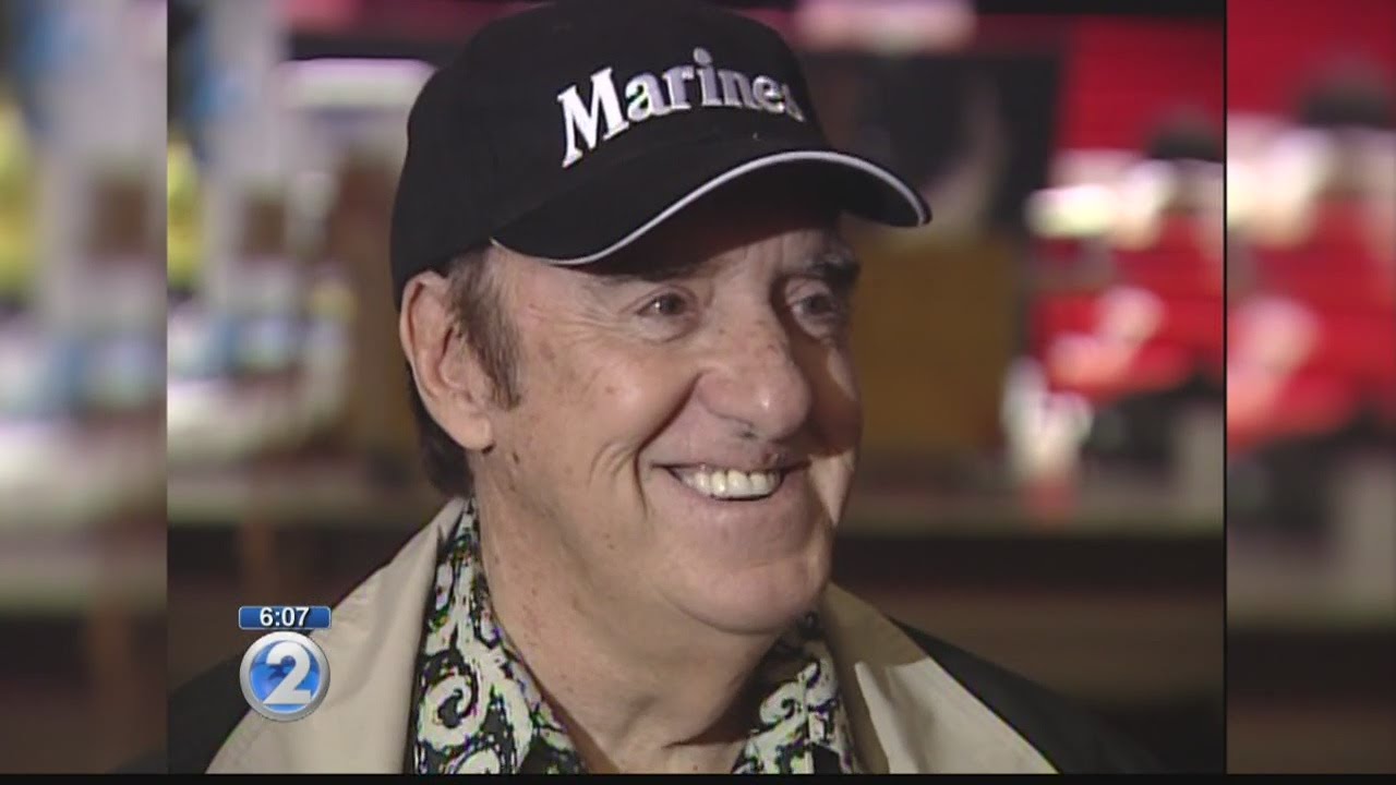 Entertainer Jim Nabors, TV’s Gomer Pyle, dies at 87
