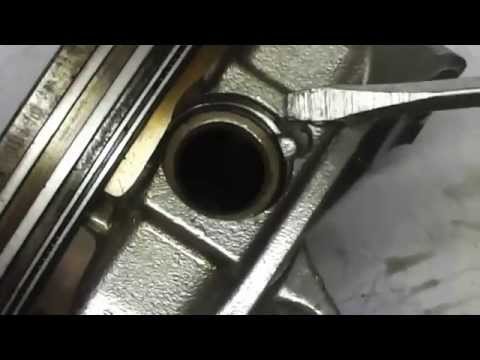 How To Remove Piston Wrist Pin Clips