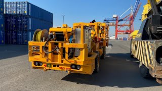 MACLEAN BOLTER: Unloading at Brooklyn (NY) Port