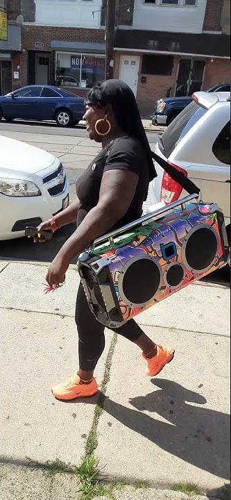 soul-sister-walking-with-music-youtube