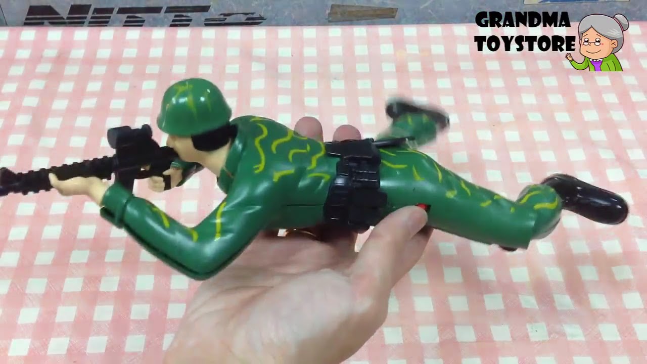 crawling gi joe toy